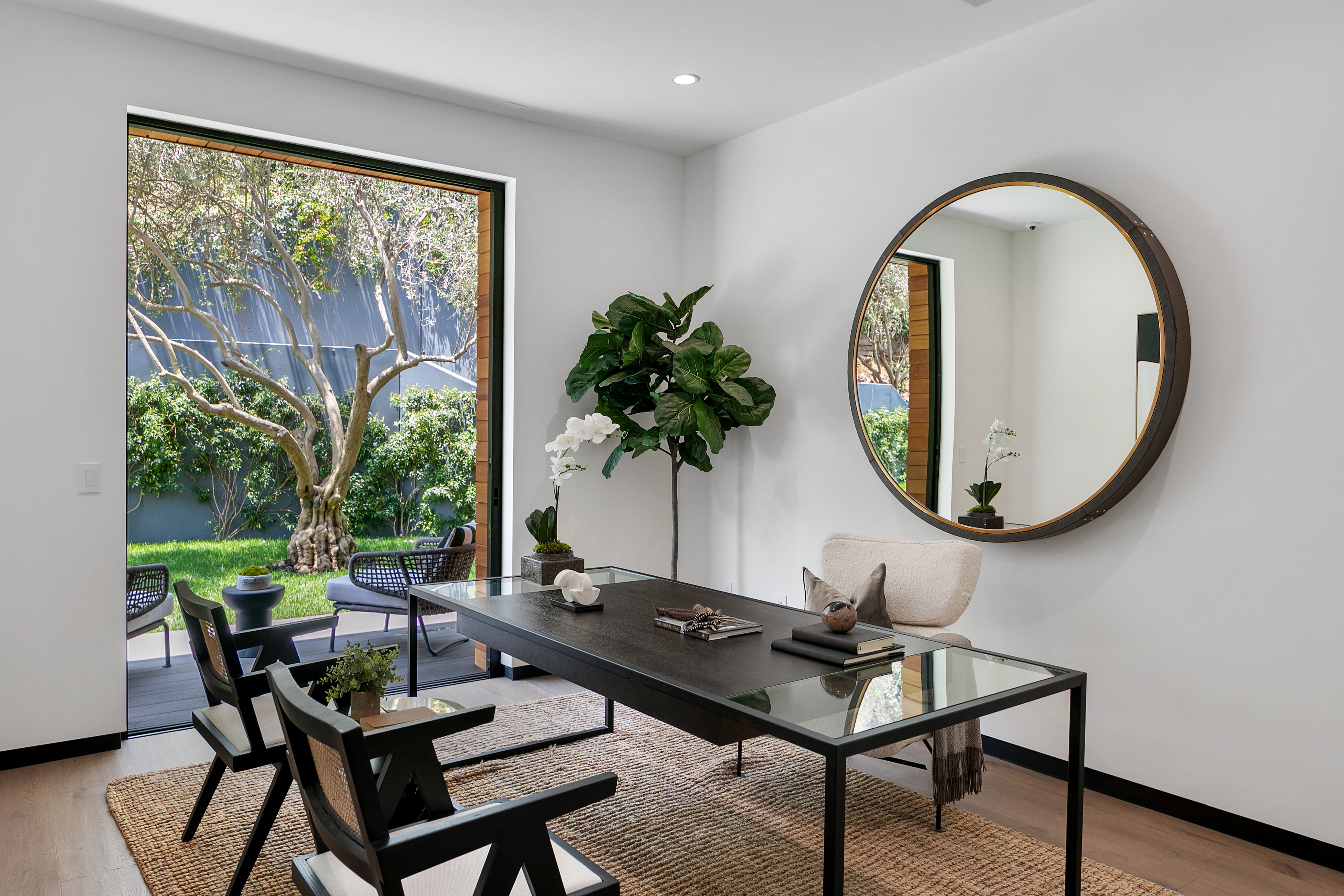Home office with built-in millwork